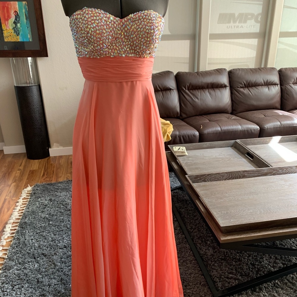 Samila gown